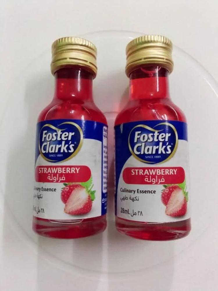 Foster Clarks Strawberry Essence 28ml