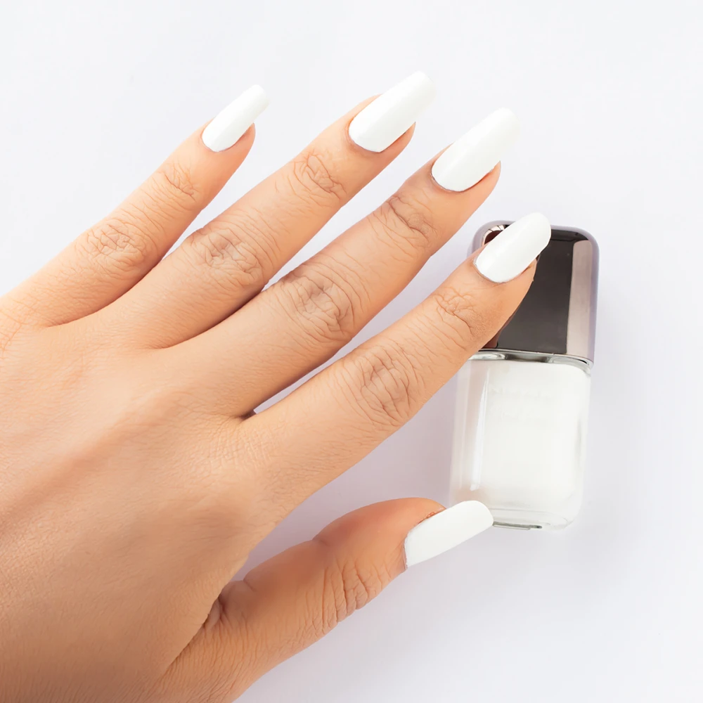 Nirvana Color Glitter Nail Snow White 8ml