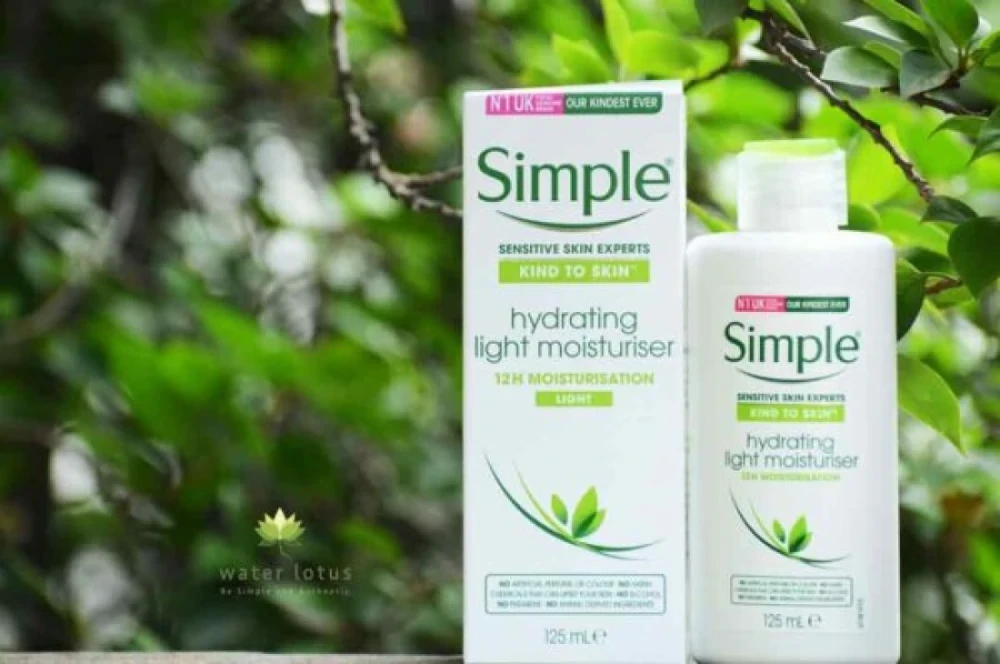 Simple Kind To Skin Hydrating Light Moisturiser 125ml