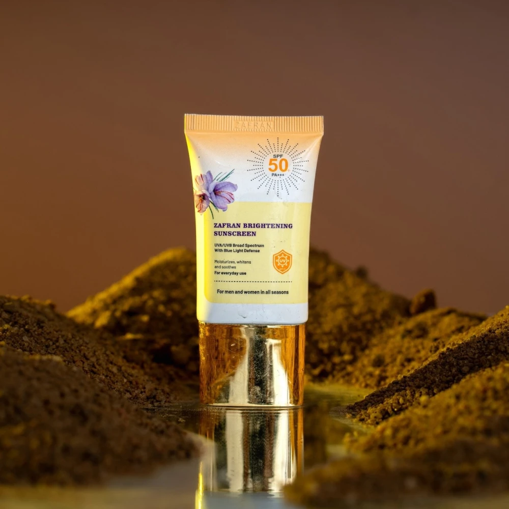 Zafran Brightenig Sunscreen 50 Spf